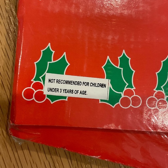 🎄SET of 4 🎅🏼Santa’s Toy Box 📦 - Picture 3 of 6